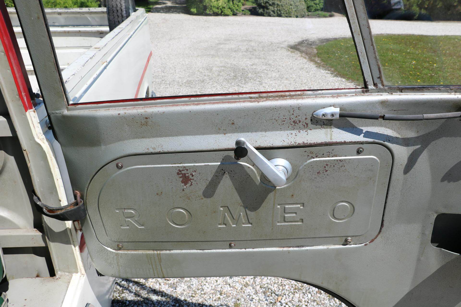 Real Art on Wheels | Alfa Romeo Romeo 2