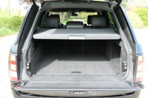 Real Art on Wheels | Range Rover Vogue TDV6