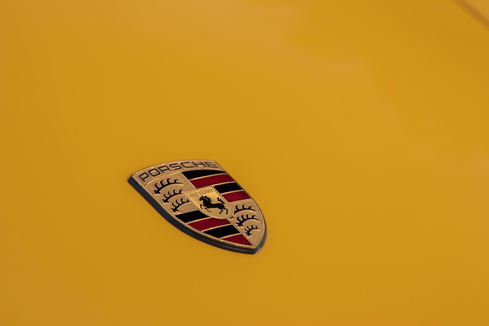 Real Art on Wheels | 2001 Porsche 996 GT3 Mark I