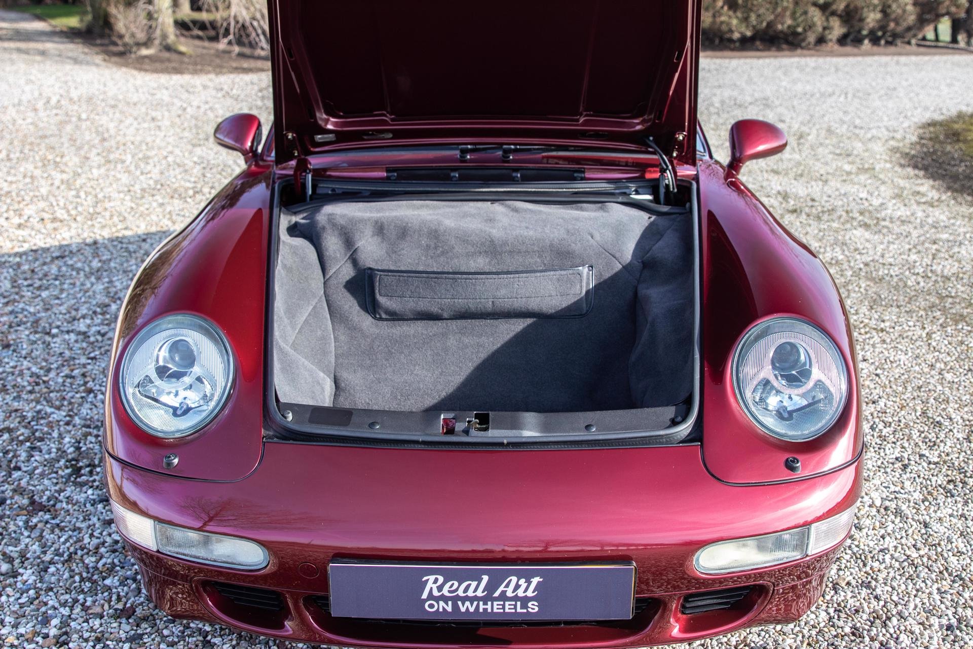 Real Art on Wheels | Porsche 993 Carrera 2S Arenarot