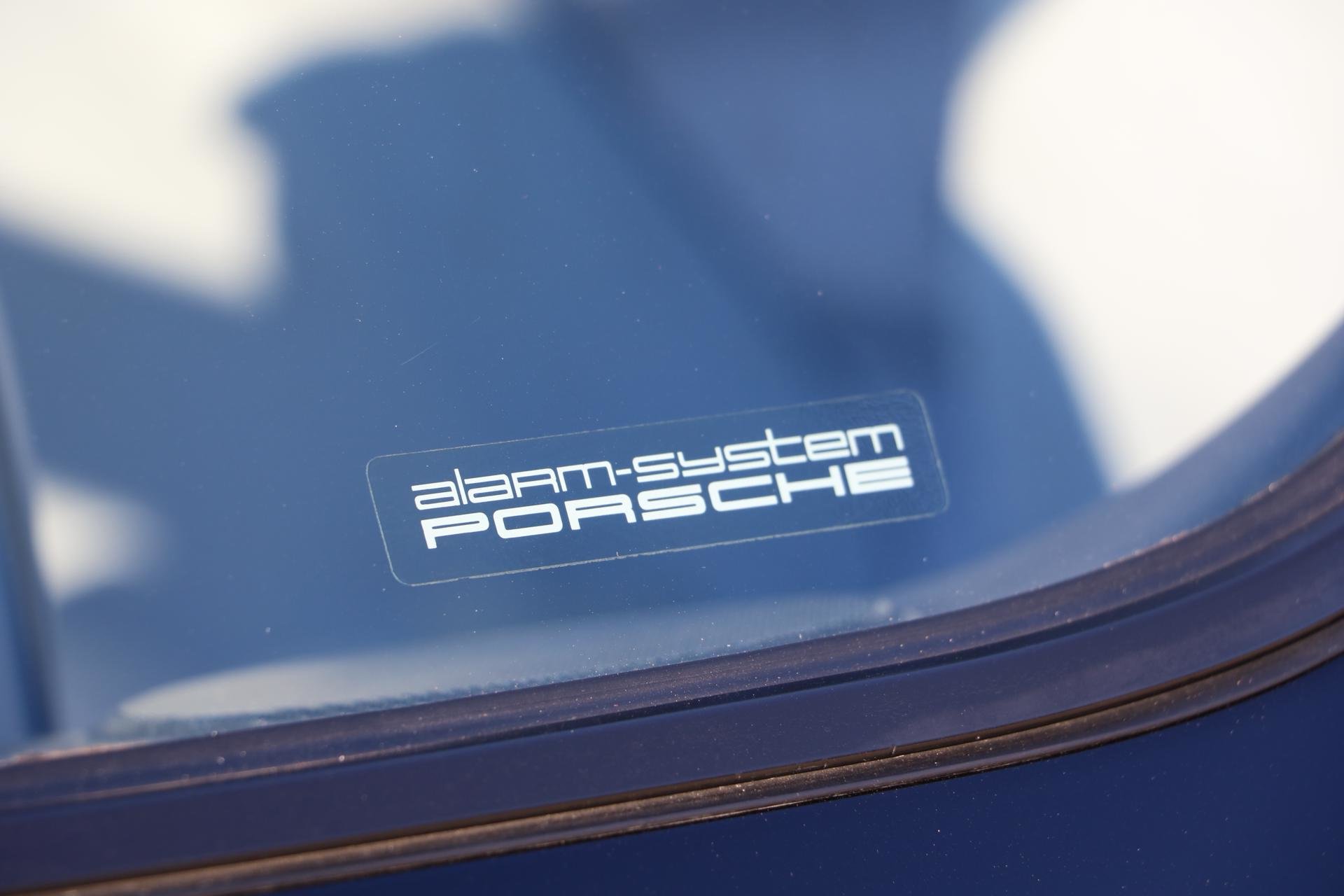 Real Art on Wheels | Porsche 928 GTS
