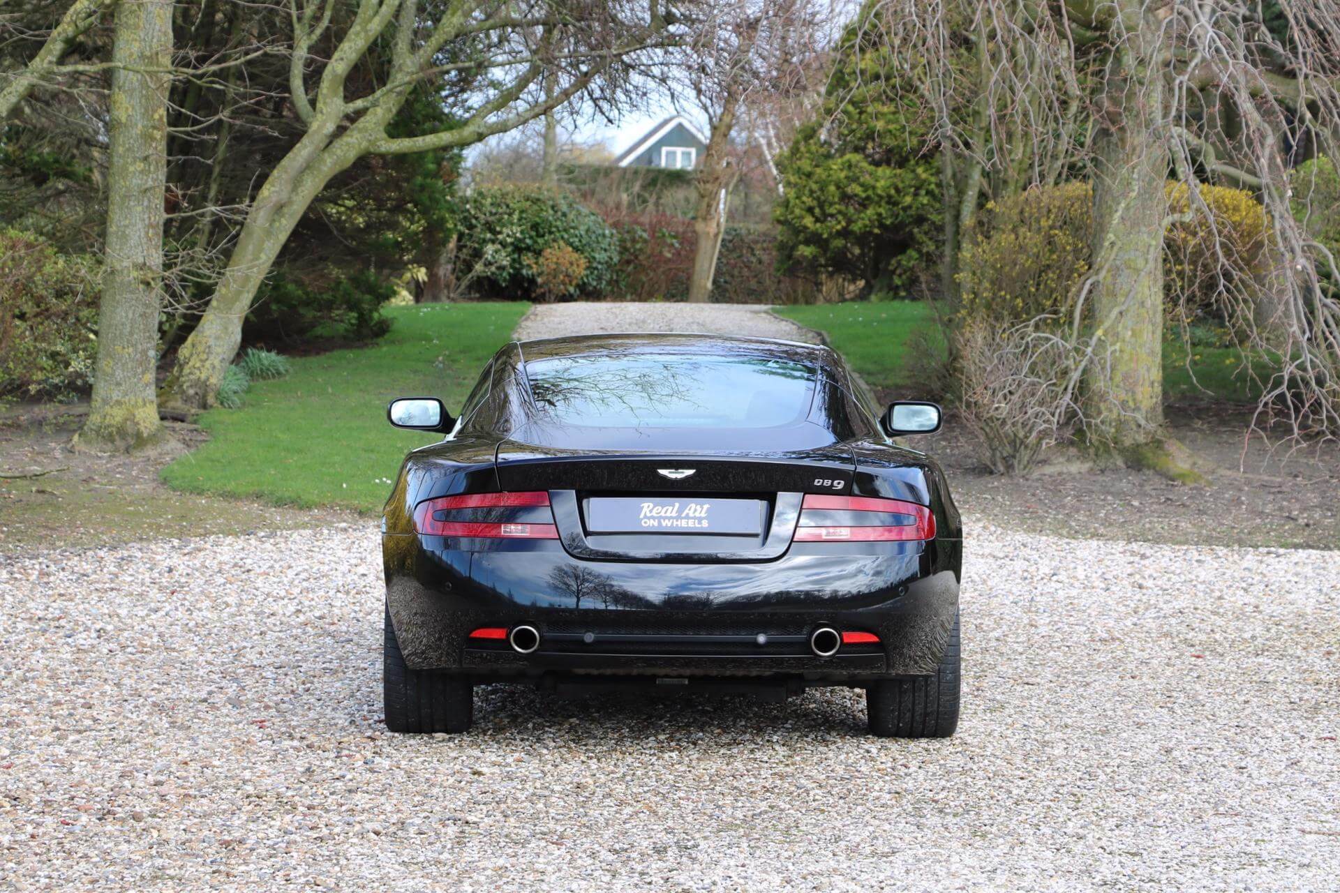 Real Art on Wheels | Aston Martin DB9