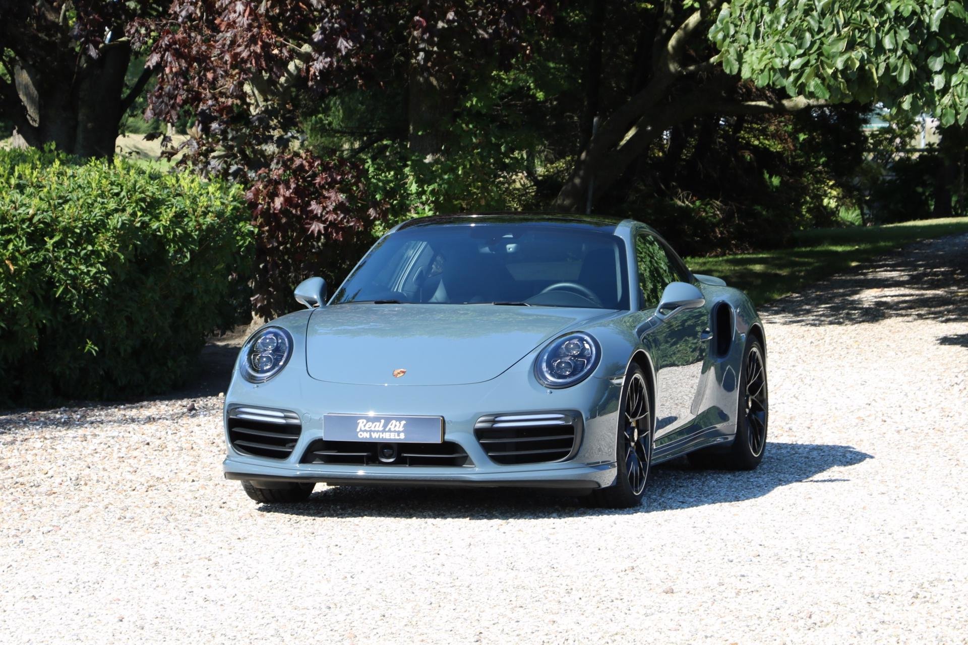 Real Art on Wheels | Porsche 991 Turbo S