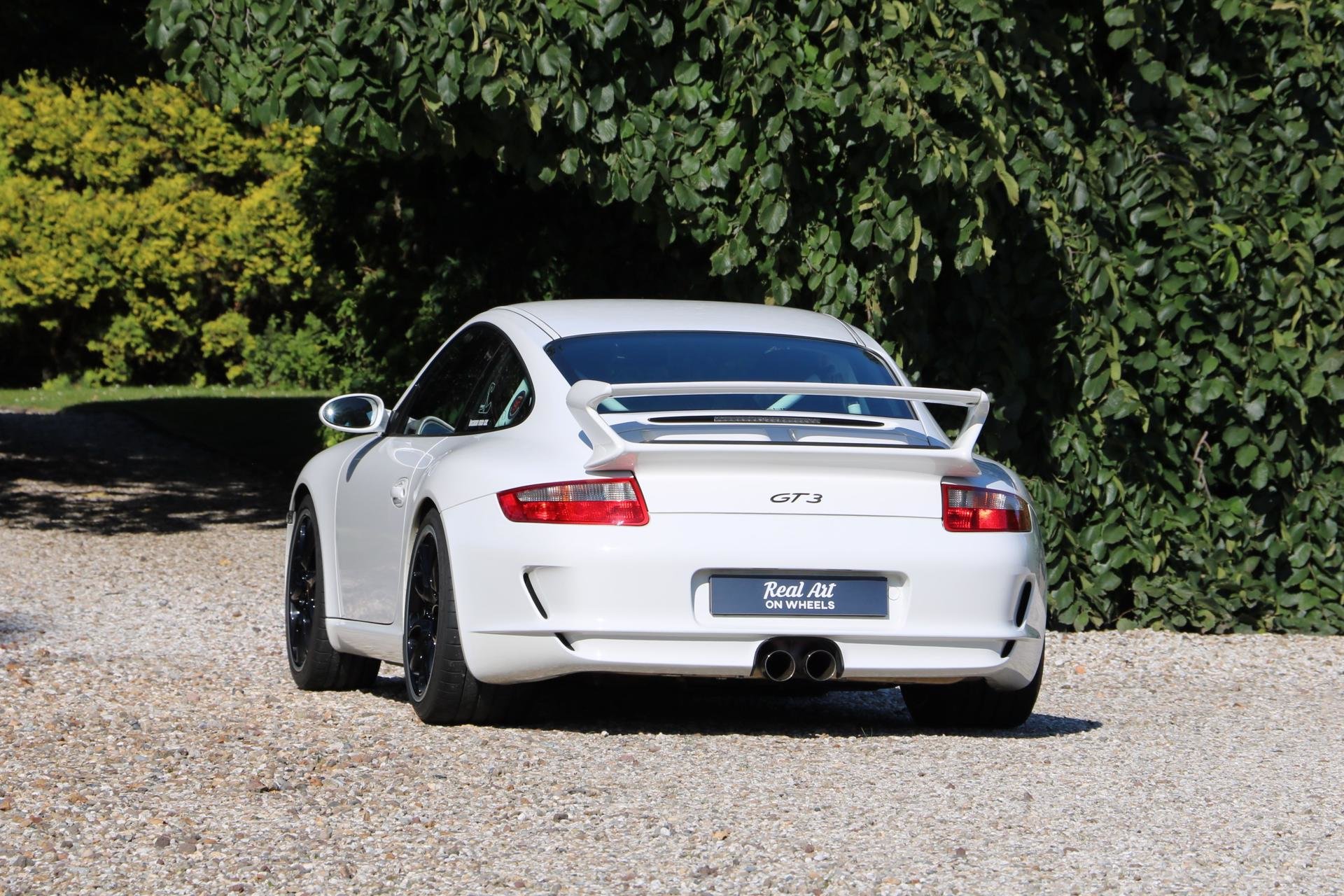 Real Art on Wheels | Porsche 997 GT3