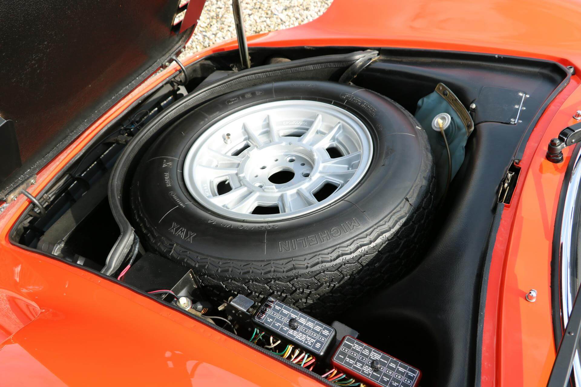 1973-Ferrari-Dino-246GT-Real-Art-on-Wheels-32