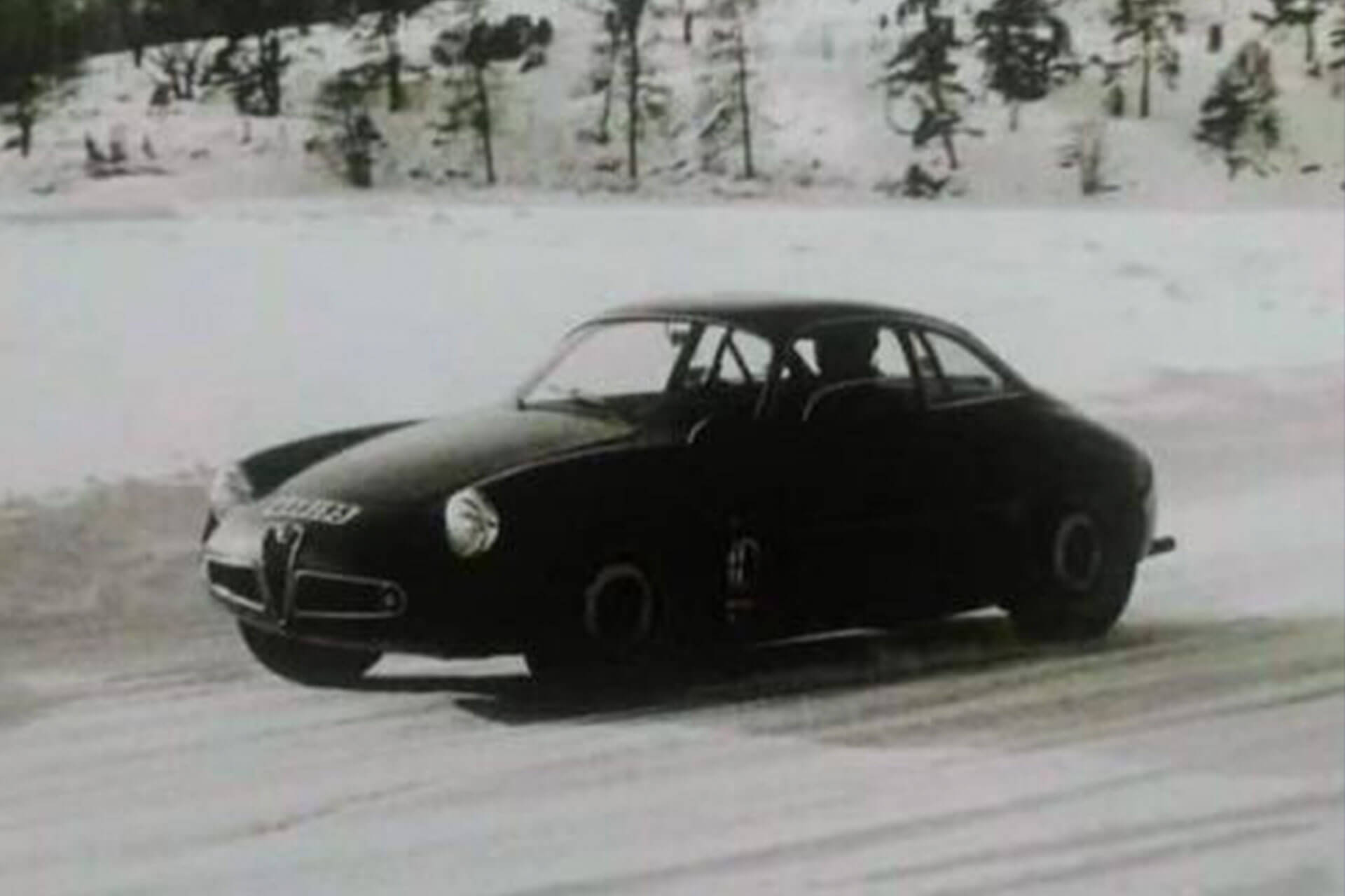 Alfa-Romeo-Giulietta-SZ