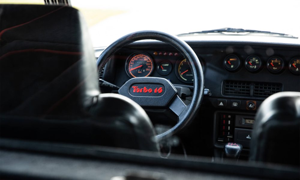 0000s_0017_RAOW-Peugeot-205-Turbo-16