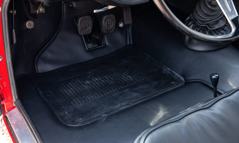 0000s_0022_RAOW-Alfa-Romeo-Giulietta-Zagato-11