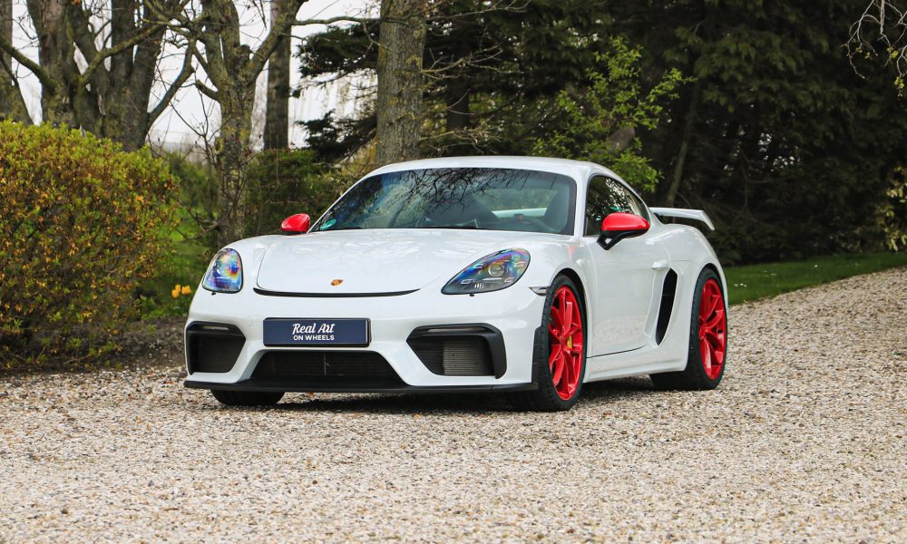 01-RAOW-Porsche-Cayman-GT4