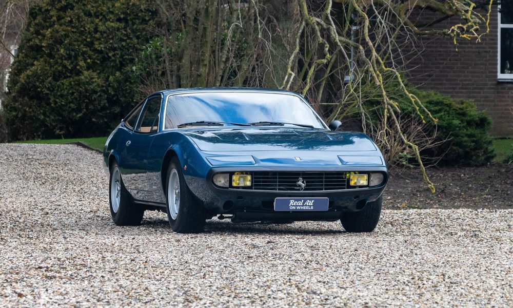 02-RAOW-Ferrari-365-GTC-4