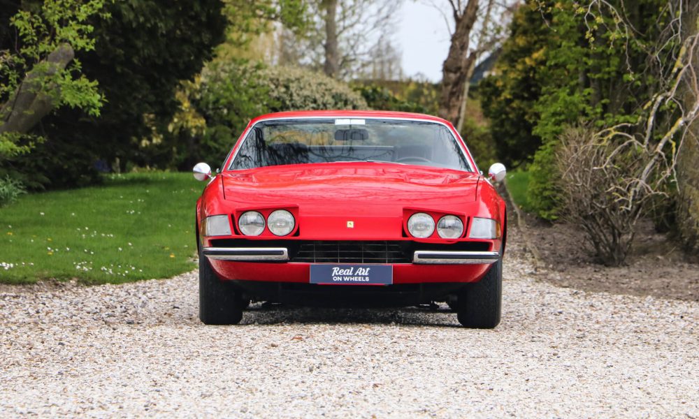 02-RAOW-Ferrari-Daytona-2