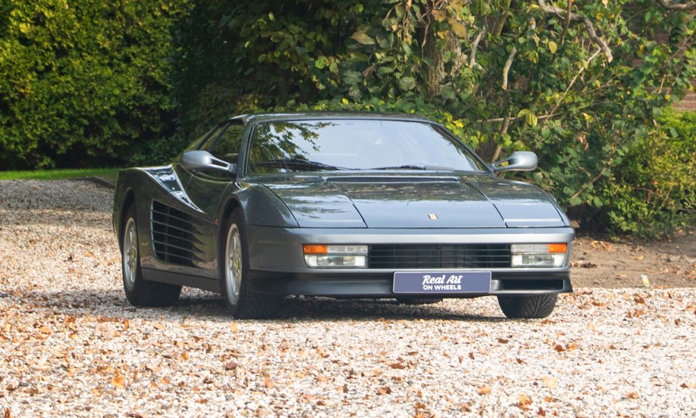 02-RAOW-Ferrari-Testarosssa-Grigio