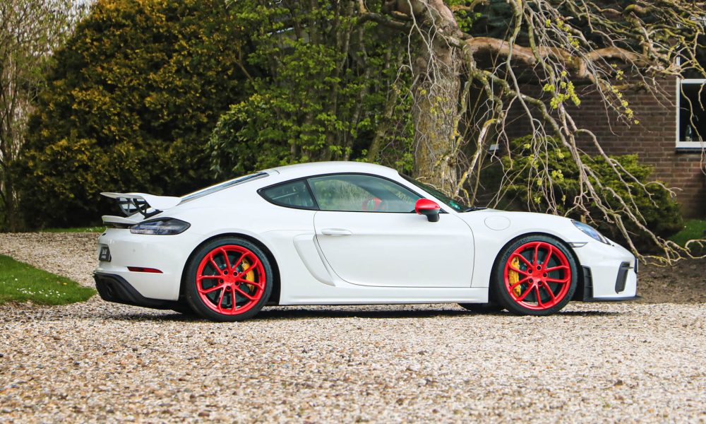 04-RAOW-Porsche-Cayman-GT4