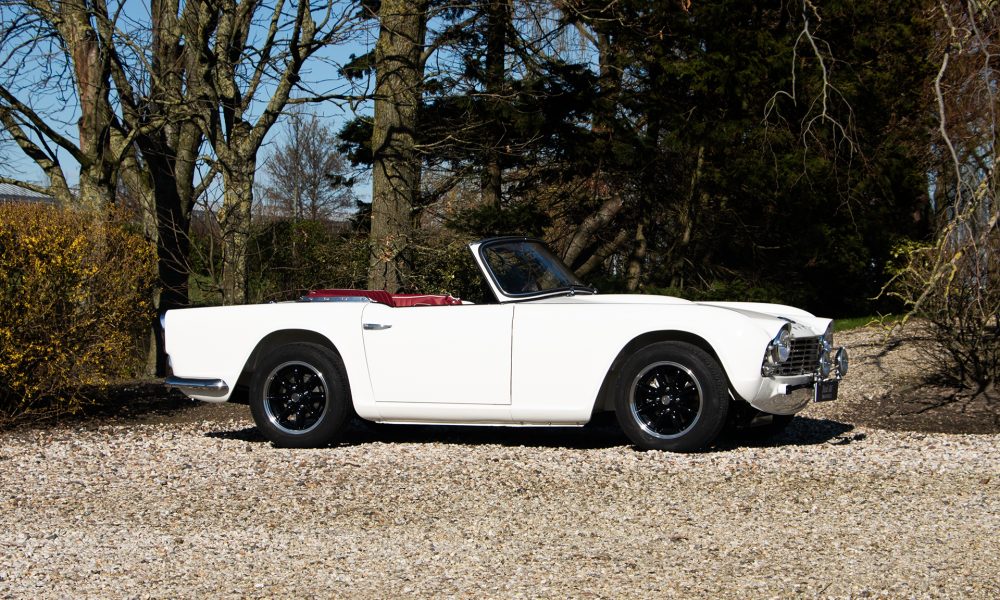 05-RAOW-Triumnph-TR4