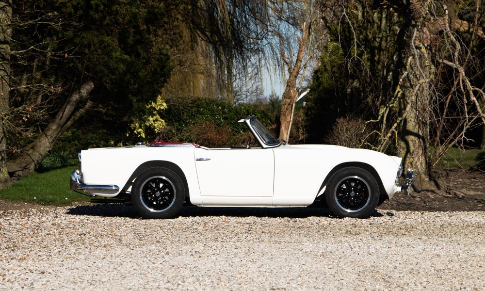 06-RAOW-Triumnph-TR4