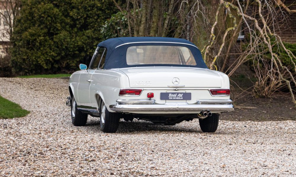 08-RAOW-Mercedes-250-SE-Automatic