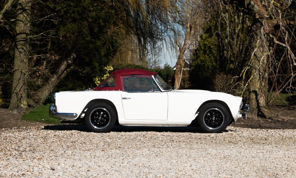 08-RAOW-Triumnph-TR4