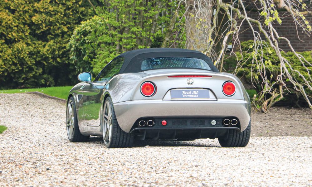 09-Alfa-Romeo-8C-Spider