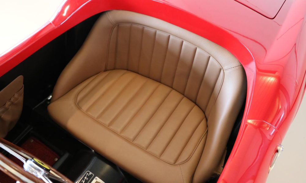 1-ferrari-california-spider-junior-car-rosso-008