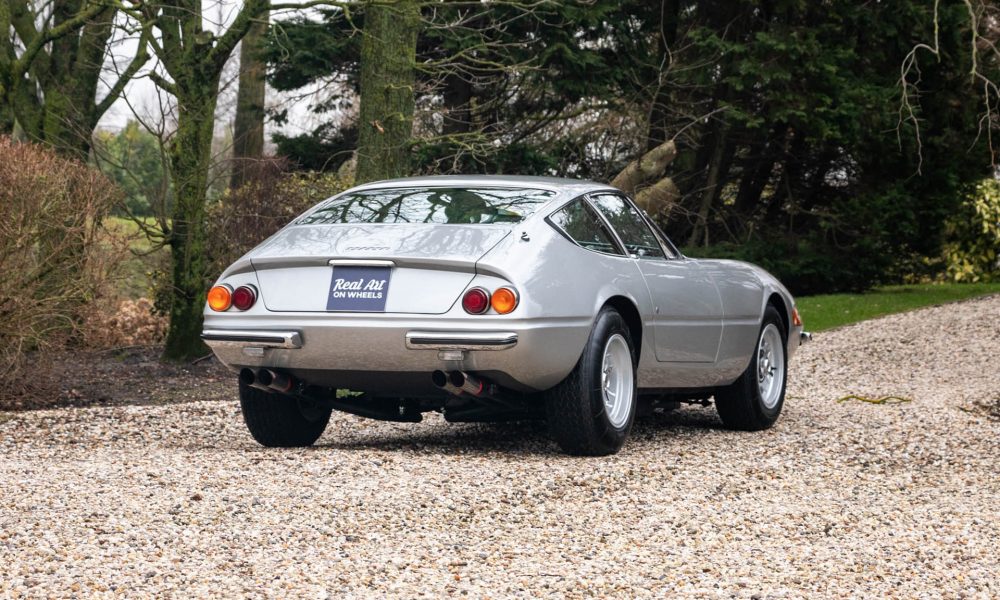 10-RAOW-Ferrari-Daytona-Grey