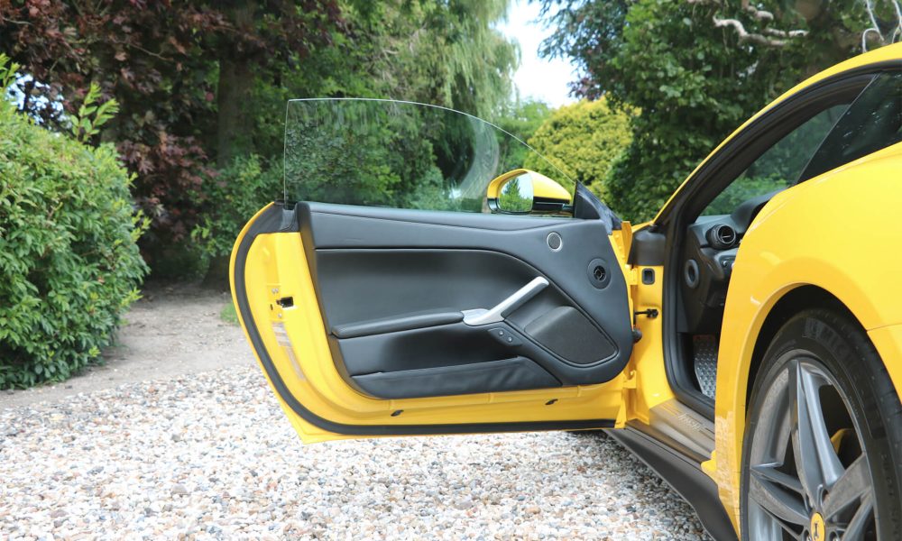 10-RAOW-Ferrari-F12-Berlinetta