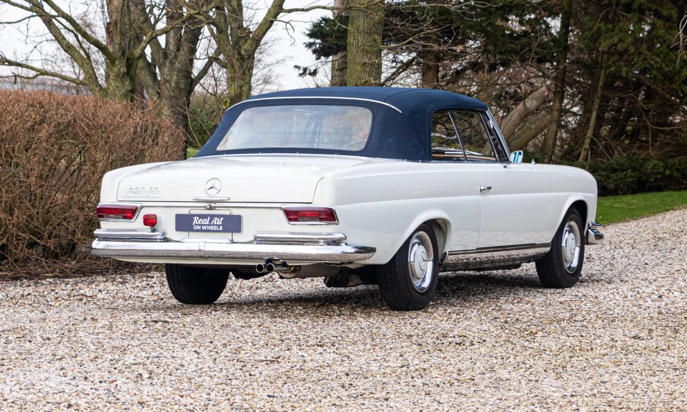 10-RAOW-Mercedes-250-SE-Automatic