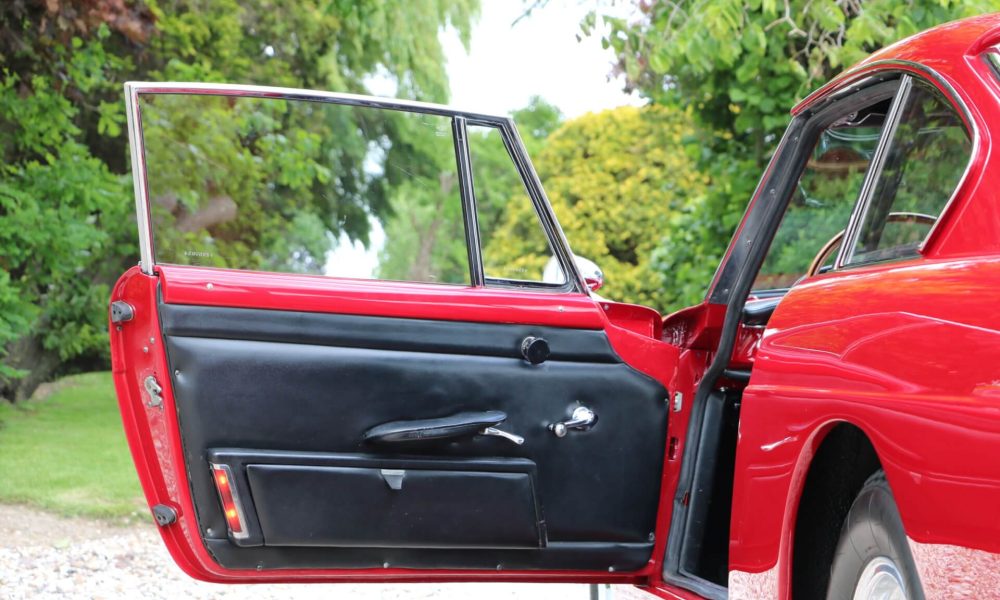 11-RAOW-Ferrari-250-GTe