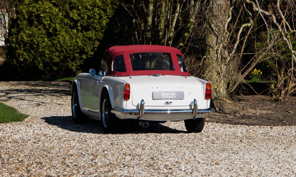 11-RAOW-Triumnph-TR4