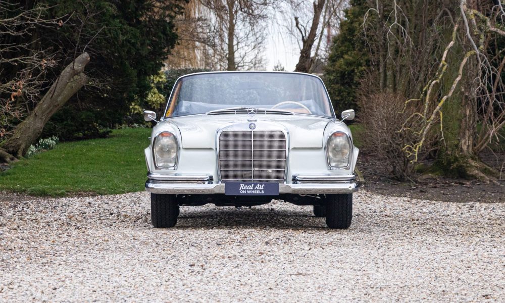 12-RAOW-Mercedes-250-SE-Automatic