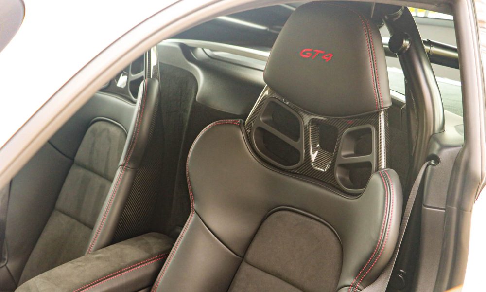 12-RAOW-Porsche-Cayman-GT4