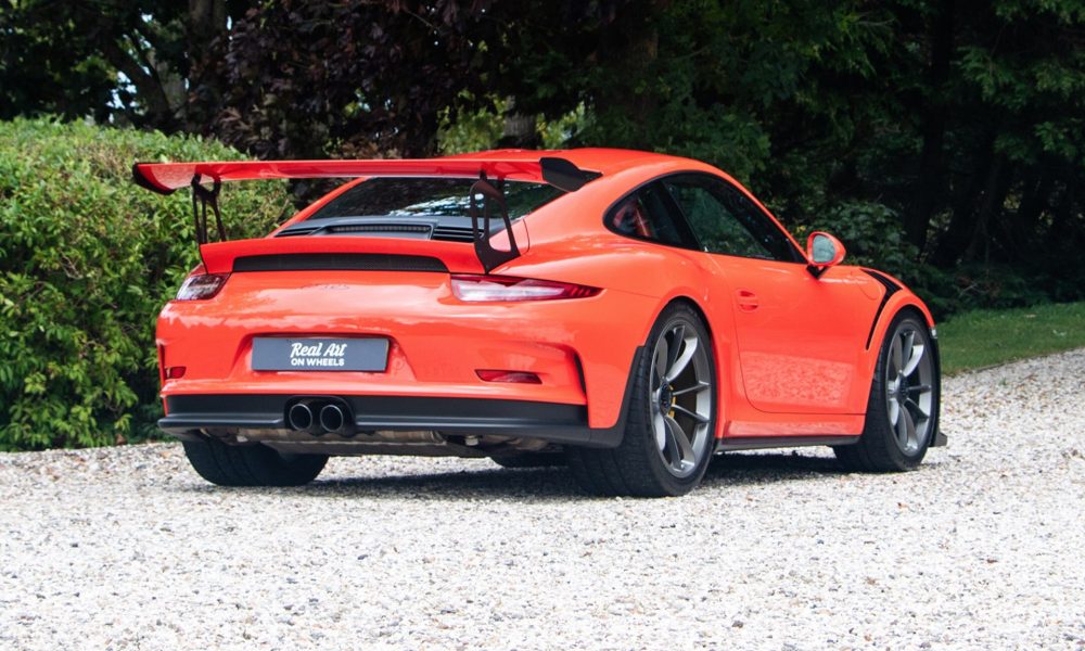 13-RAOW-Porsche-911-GT3-RS-min