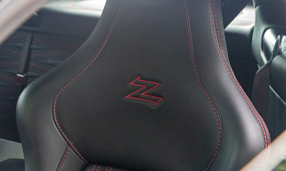14-RAOW-Aston-Martin-Zagato