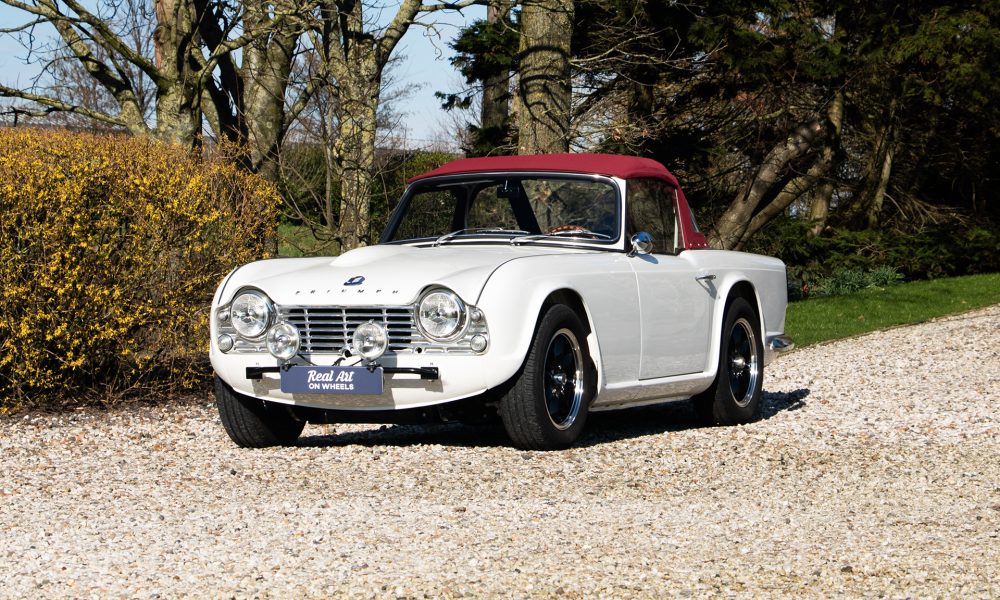 14-RAOW-Triumnph-TR4