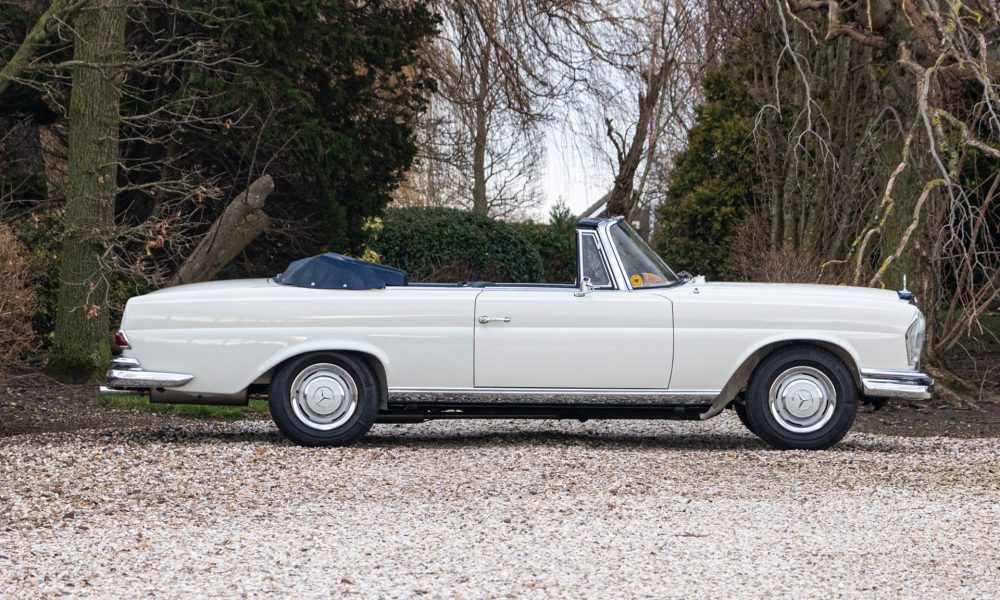 15-RAOW-Mercedes-250-SE-Automatic