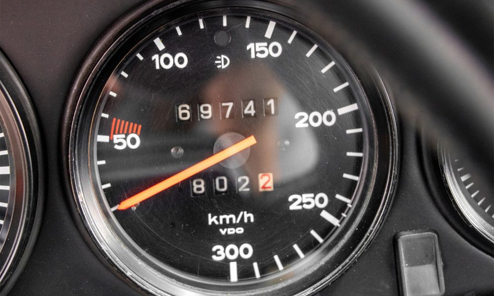 15-RAOW-Porsche-911-Carrera