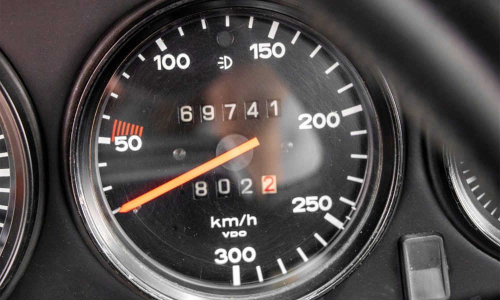 15-RAOW-Porsche-911-Carrera