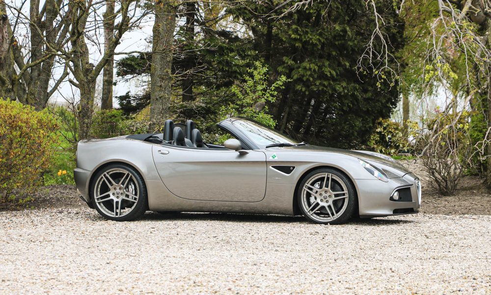 16-Alfa-Romeo-8C-Spider