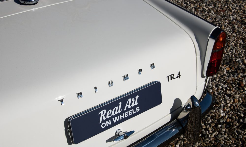 17-RAOW-Triumnph-TR4