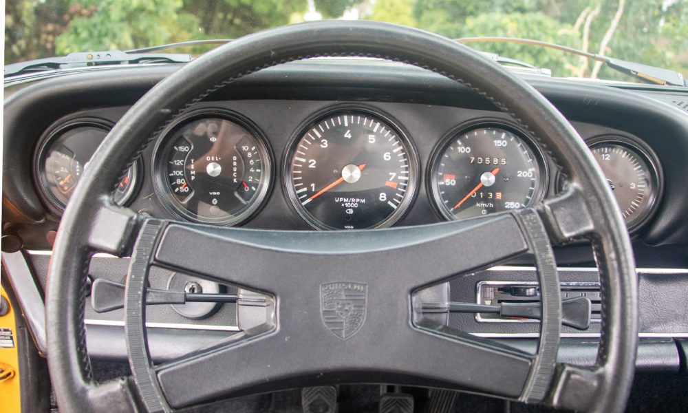 18-RAOW-Porsche-911-Carrera-rs