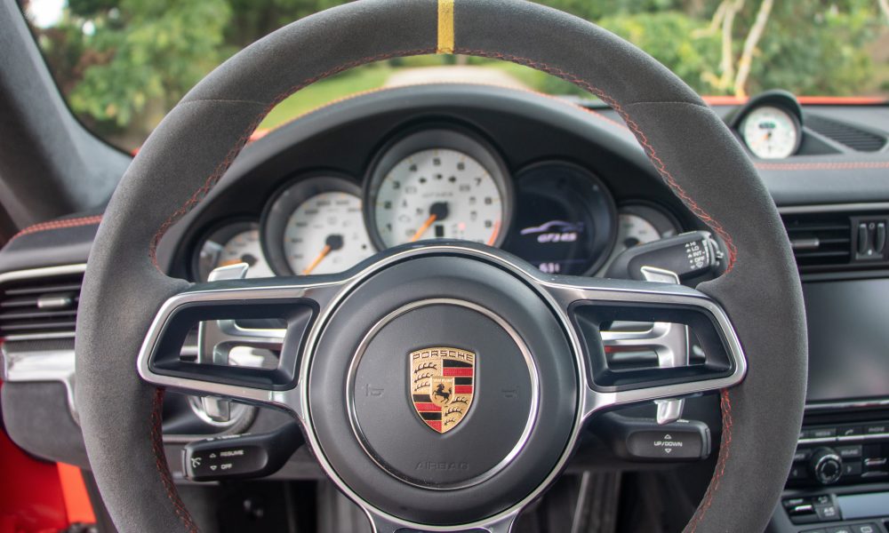 19-RAOW-Porsche-911-GT3-RS