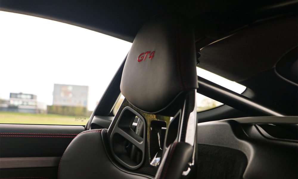 19-RAOW-Porsche-Cayman-GT4