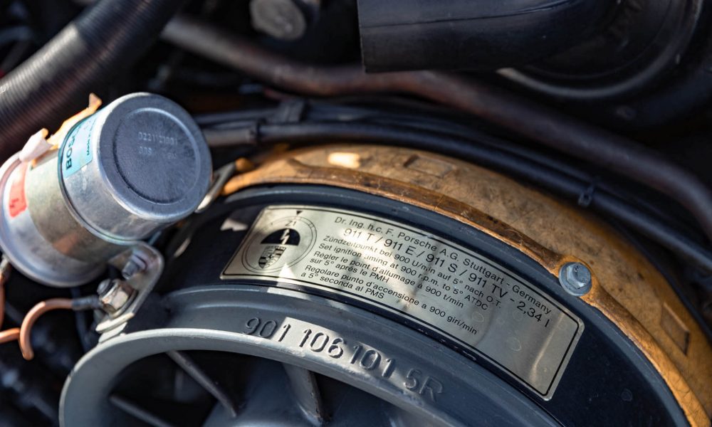 1971_Porsche_911T_58