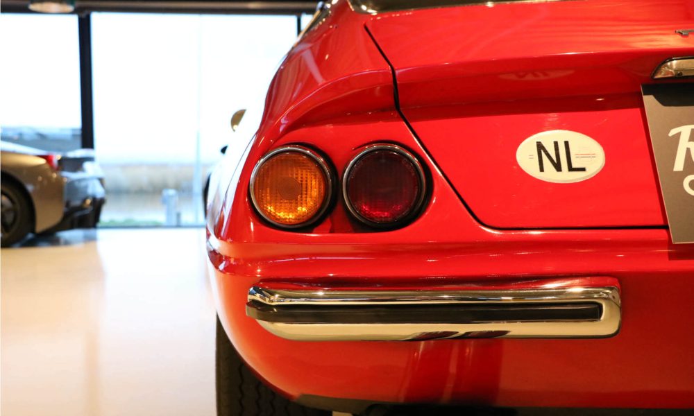 1971_ferrari_gtb4_11