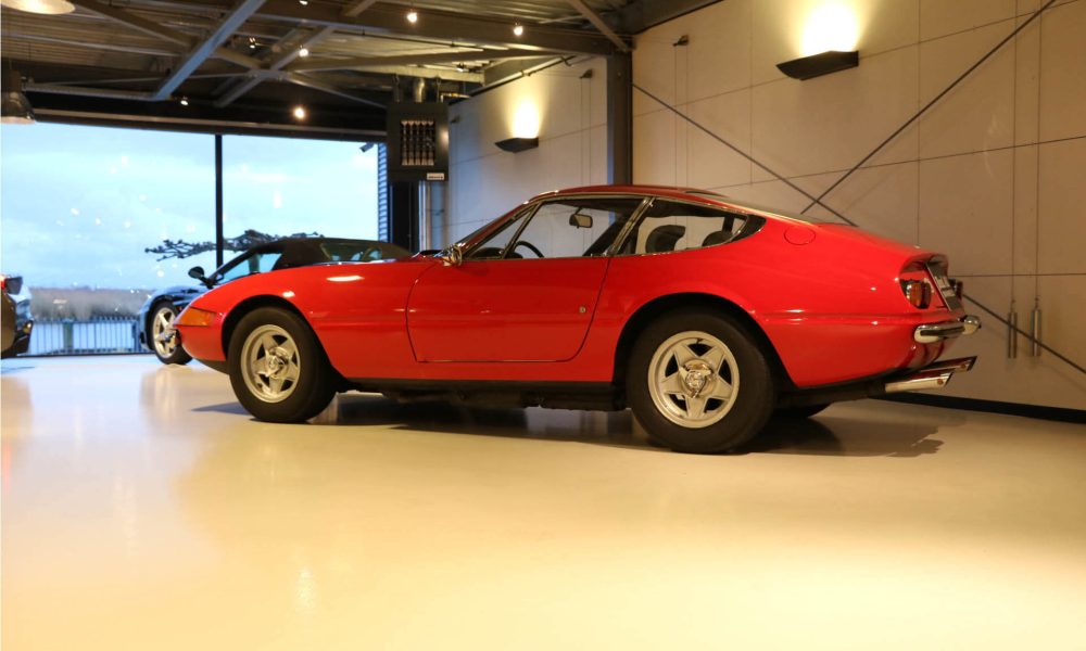 1971_ferrari_gtb4_2