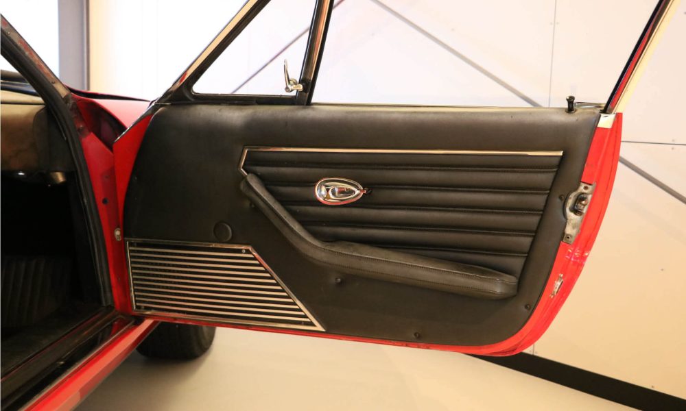 1971_ferrari_gtb4_21