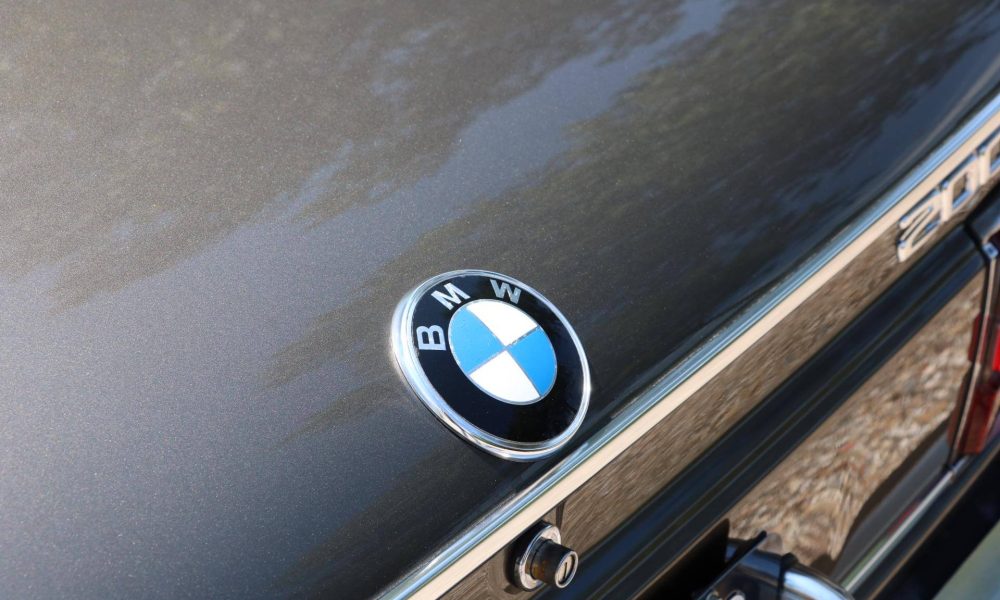 1976-bmw-2002-turbo-19