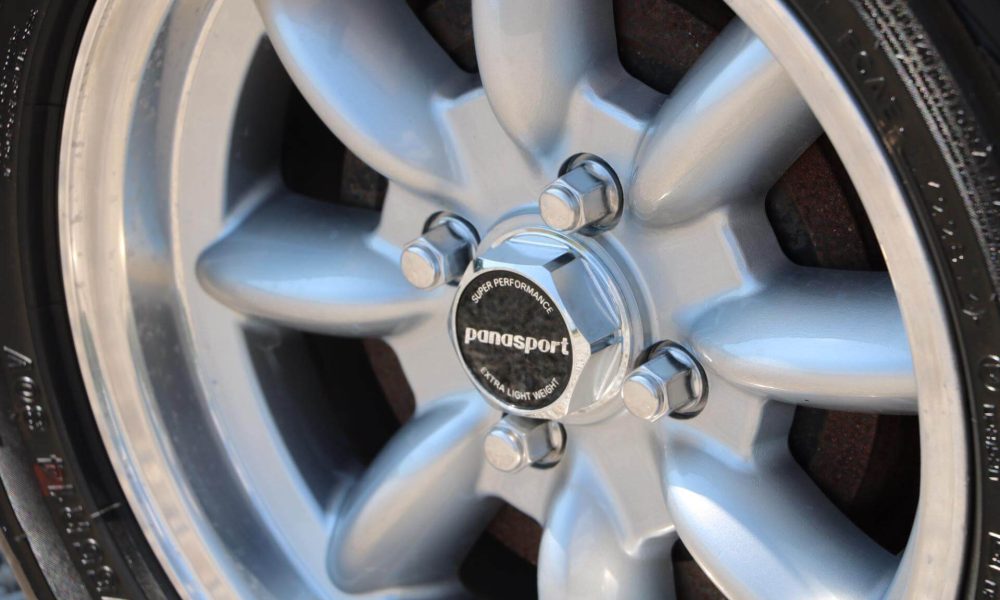 1976-bmw-2002-turbo-20