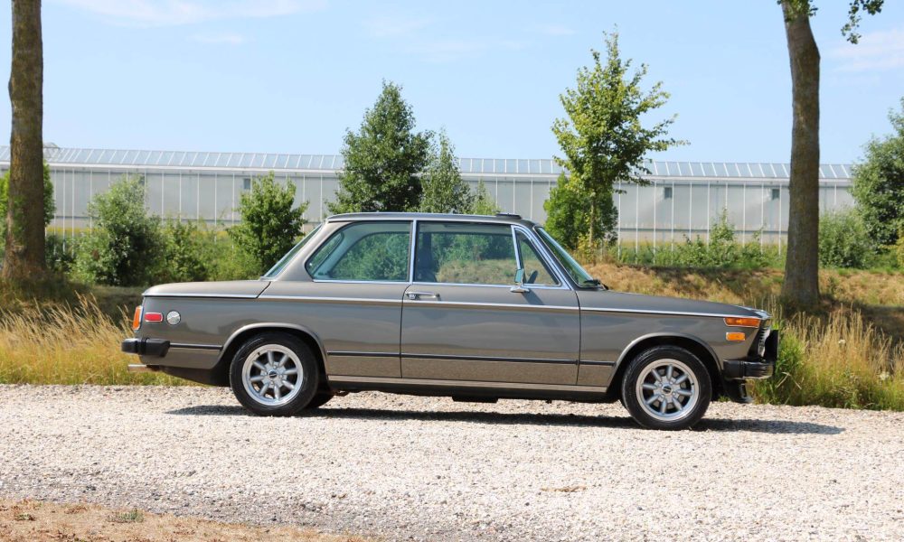 1976-bmw-2002-turbo-25
