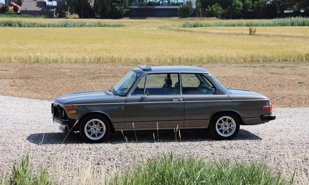 1976-bmw-2002-turbo-30