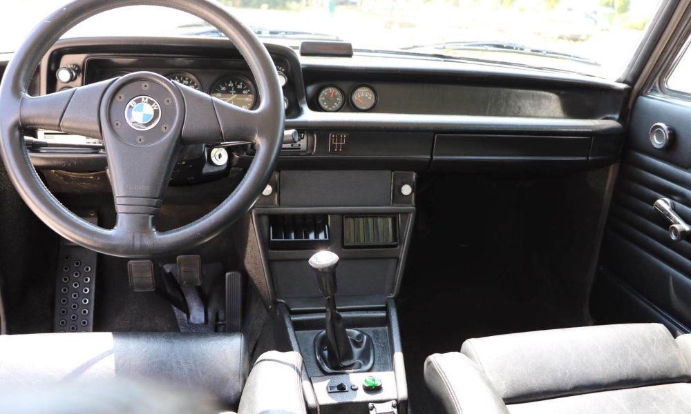 1976-bmw-2002-turbo-31